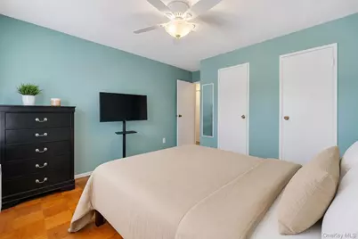 315 Hicksville Road #1, Bethpage, NY 11714 - Photo 12
