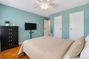 315 Hicksville Rd, Bethpage, NY 11714 - Photo 12