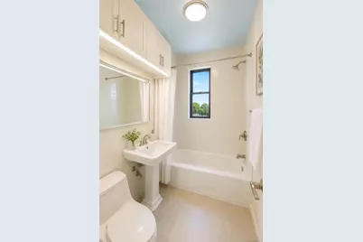 13950 35 Avenue #F, Flushing, NY 11354 - Photo 8