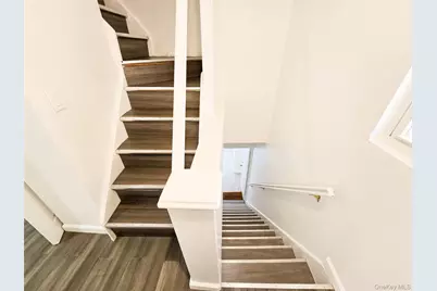61-19 170th Street, Fresh Meadows, NY 11365 - Photo 20