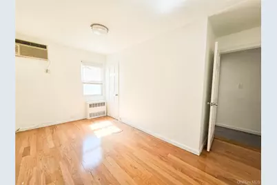 61-19 170th Street, Fresh Meadows, NY 11365 - Photo 10