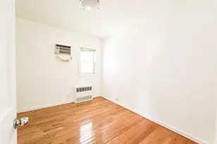61-19 170th St, Fresh Meadows, NY 11365 - Photo 12