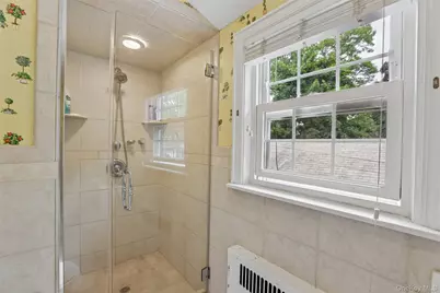 105 Stewart Avenue, Garden City, NY 11530 - Photo 14