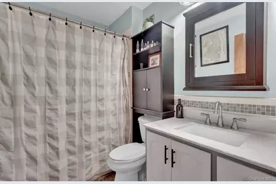 64 Hamilton Street, Amityville, NY 11701 - Photo 16