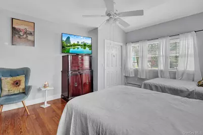 64 Hamilton Street, Amityville, NY 11701 - Photo 14