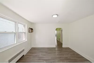9725 91st Street, Ozone Park, NY 11416 - Photo 4