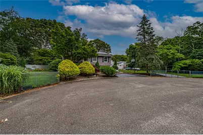 23 Oak Street, Centereach, NY 11720 - Photo 26