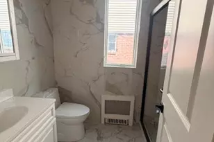 164-16 75th Rd, Fresh Meadows, NY 11366 - Photo 10