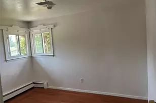2 Musette Pl, Amityville, NY 11701 - Photo 2