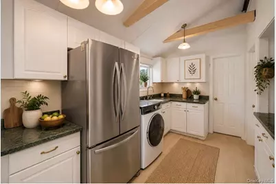 57 Pennyfield Cp, Bronx, NY 10465 - Photo 8
