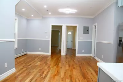 1048 E 98th Street, Brooklyn, NY 11236 - Photo 4