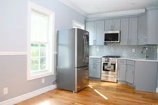 1048 E 98th St, Brooklyn, NY 11236 - Photo 12