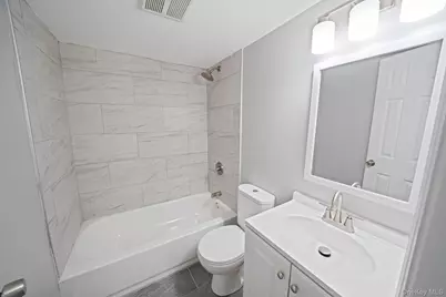40 Cypress Street, Central Islip, NY 11722 - Photo 48