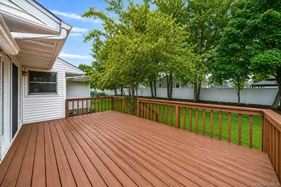40 Cypress Street, Central Islip, NY 11722 - Photo 18