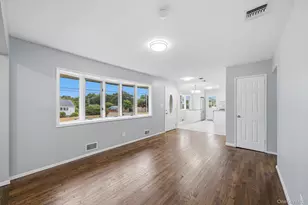 40 Cypress St, Central Islip, NY 11722 - Photo 24