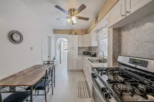 2863 Wilkinson Ave, Bronx, NY 10461 - Photo 8