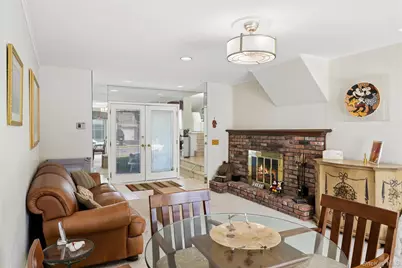 2105 Holland Way, Merrick, NY 11566 - Photo 10