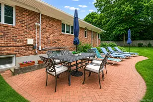 199 Dix Hills Rd, Dix Hills, NY 11746 - Photo 36
