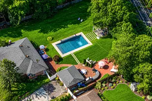 199 Dix Hills Rd, Dix Hills, NY 11746 - Photo 12