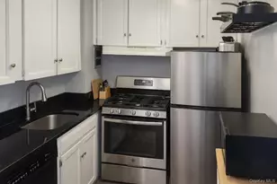 740 E Broadway, Long Beach, NY 11561 - Photo 4