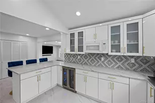 1022 Fire Island Ave, Bay Shore, NY 11706 - Photo 18