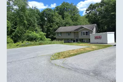 28 Jorge Lane, Wallkill, NY 12589 - Photo 2