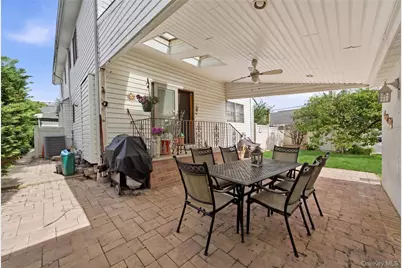698 Washington Street, Franklin Square, NY 11010 - Photo 24