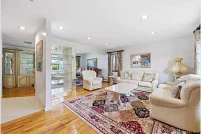 698 Washington Street, Franklin Square, NY 11010 - Photo 4