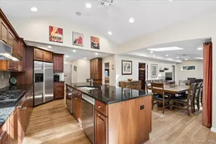 372 Fort Hill Rd, Scarsdale, NY 10583 - Photo 8