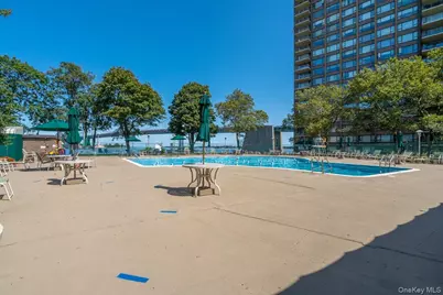 166-25 Powells Cove Boulevard #6M, Whitestone, NY 11357 - Photo 28