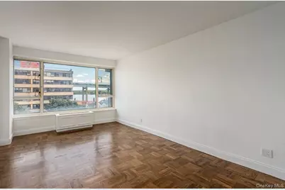 166-25 Powells Cove Boulevard #6M, Whitestone, NY 11357 - Photo 6