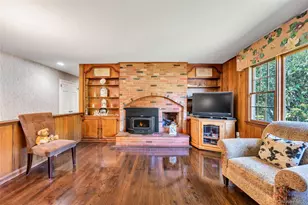 34 Daly Ct, Riverhead, NY 11901 - Photo 24