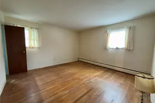 10 Abbie Ln, Hyde Park, NY 12538 - Photo 8