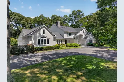 8 Victorian Lane, Brookville, NY 11545 - Photo 2