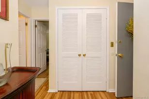 124 New Holland Village, Nanuet, NY 10954 - Photo 16