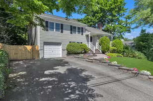 16 Meath Ave, Huntington, NY 11743 - Photo 2