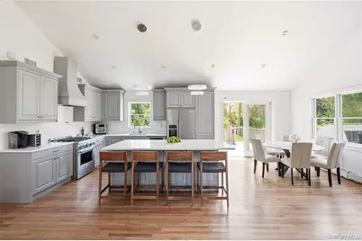 78 North Road #B, Hampton Bays, NY 11946 - Photo 6
