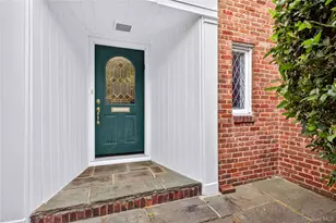 10 Ridge Dr, Port Washington, NY 11050 - Photo 2
