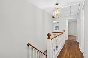 10 Ridge Dr, Port Washington, NY 11050 - Photo 12