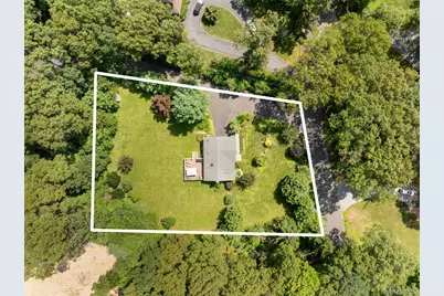 25 Brewster Avenue, Northport, NY 11768 - Photo 38