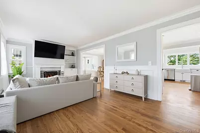 17 Norman Avenue, Amityville, NY 11701 - Photo 4