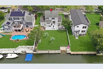 17 Norman Avenue, Amityville, NY 11701 - Photo 38