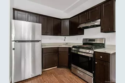 3939 Secor Avenue, Bronx, NY 10466 - Photo 4