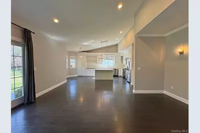 1019 Grove Street, Mamaroneck, NY 10543 - Photo 8
