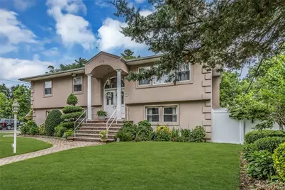 105 Convent Road, Syosset, NY 11791 - Photo 2