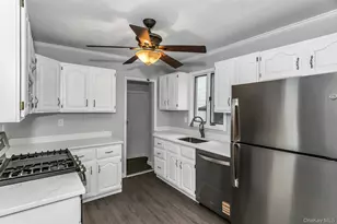 11 Merton Ave, Lynbrook, NY 11563 - Photo 12