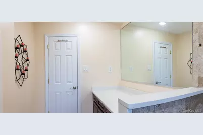 60 Lewis Street, Freeport, NY 11520 - Photo 10