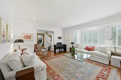 5 Arrowhead Place, Huntington, NY 11743 - Photo 4