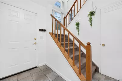 41-43 Broadlawn Drive, Central Islip, NY 11722 - Photo 4