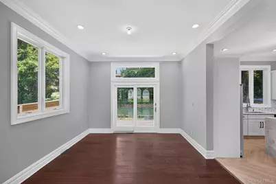 25 Maple Grove Street, Great Neck, NY 11023 - Photo 18